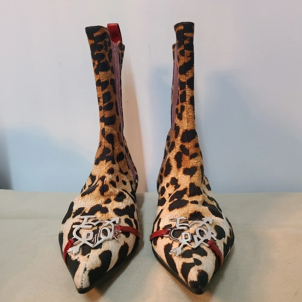 Christian Dior Leopard Peint Boots - Picture 4 of 15